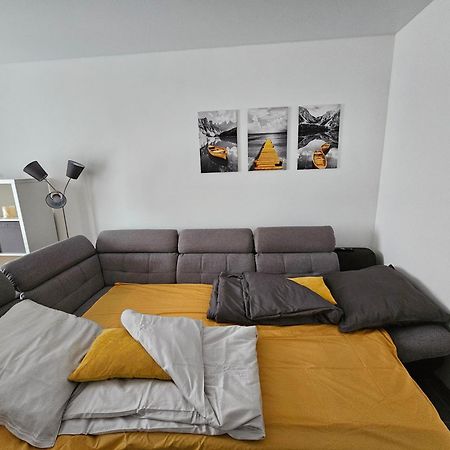 Warburg, Fewo "Sweet Home" 2,5 Zi- Eg-Separater Eingang - Parkplatz - Terasse- Komfortabel,Renoviert מראה חיצוני תמונה